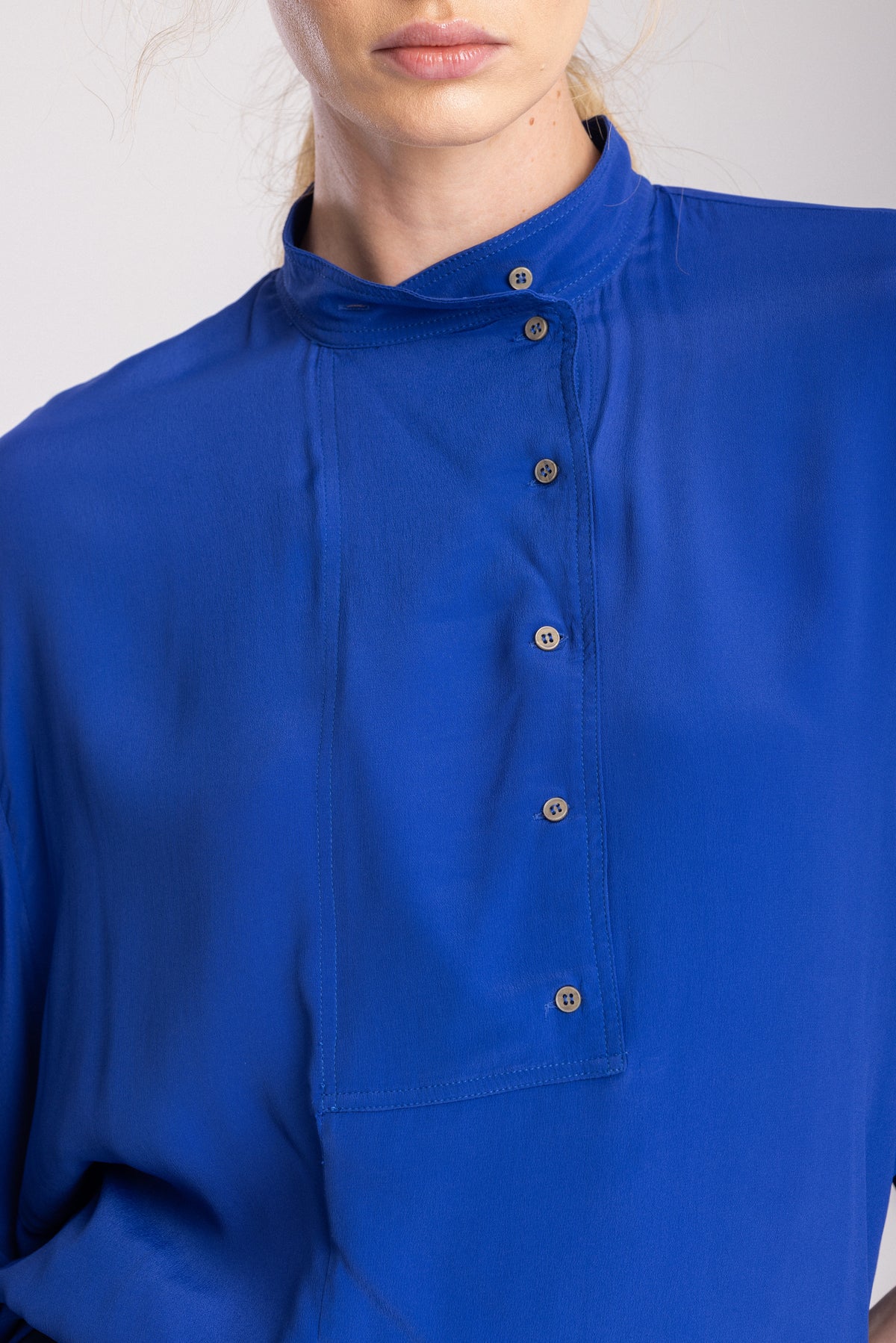 Bluzka Tux Balmoral, royal blue, Jo.S