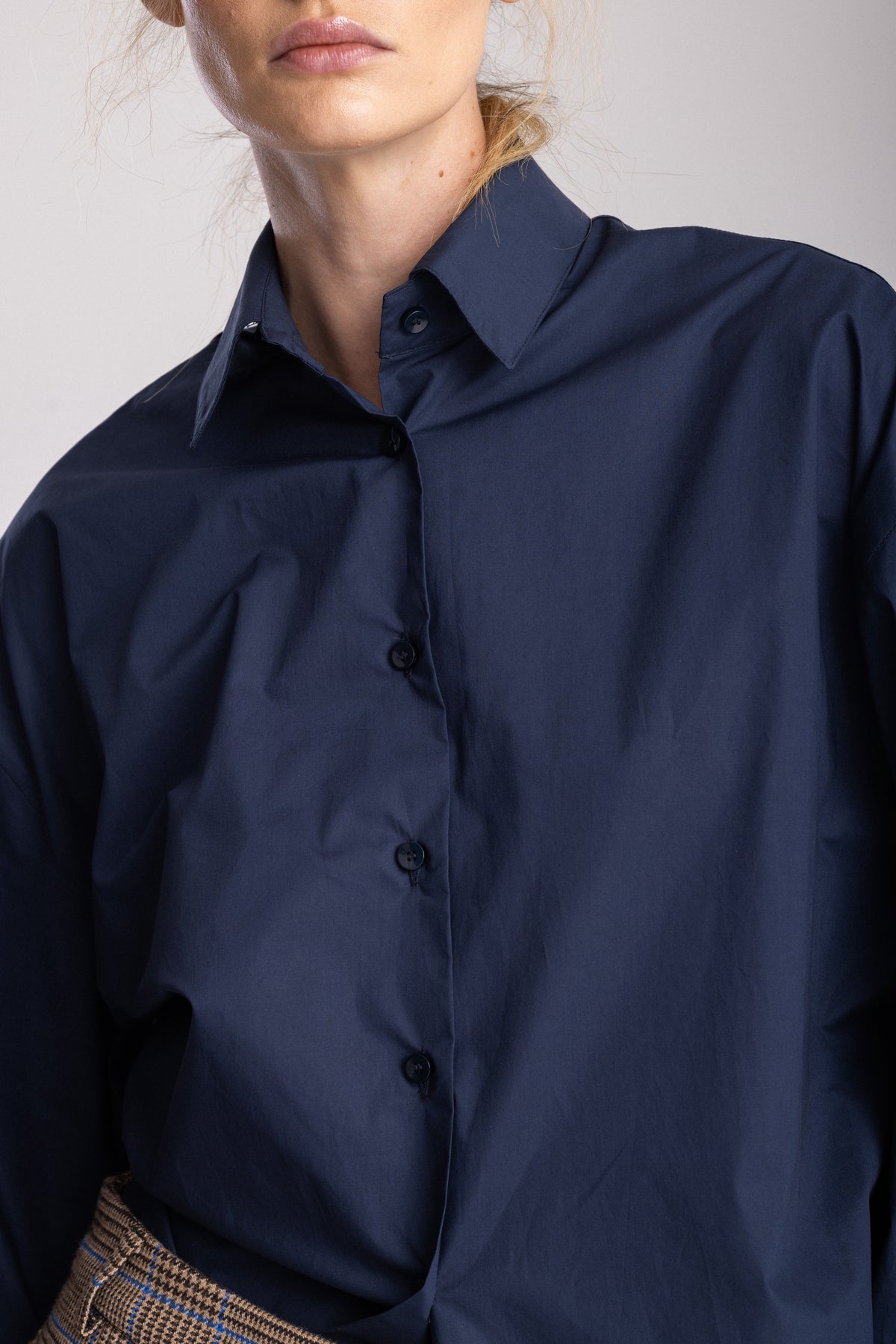 Koszula Eri Classic Navy Blue, głęboki granat, Jo.S