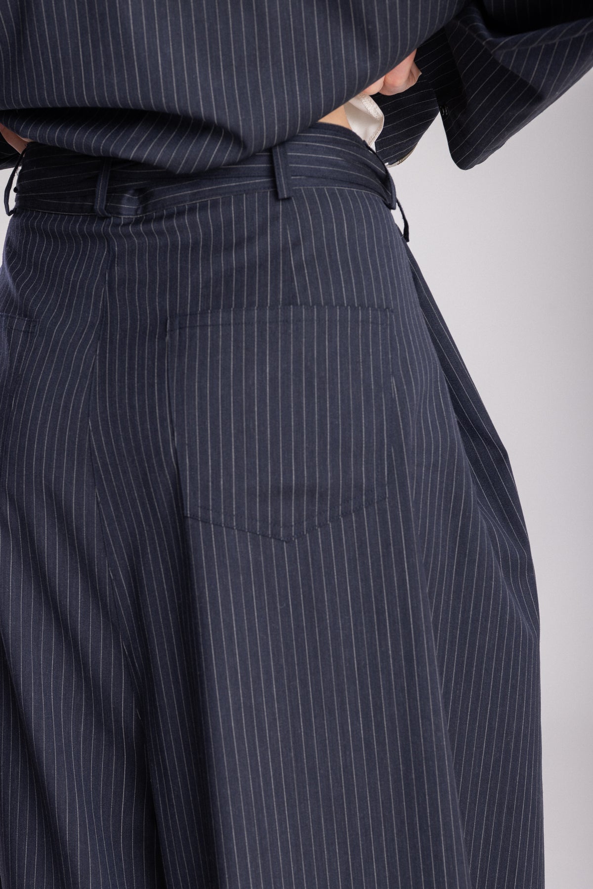 Hakama Dean Long, granat z popielatym prążkiem, Jo.S