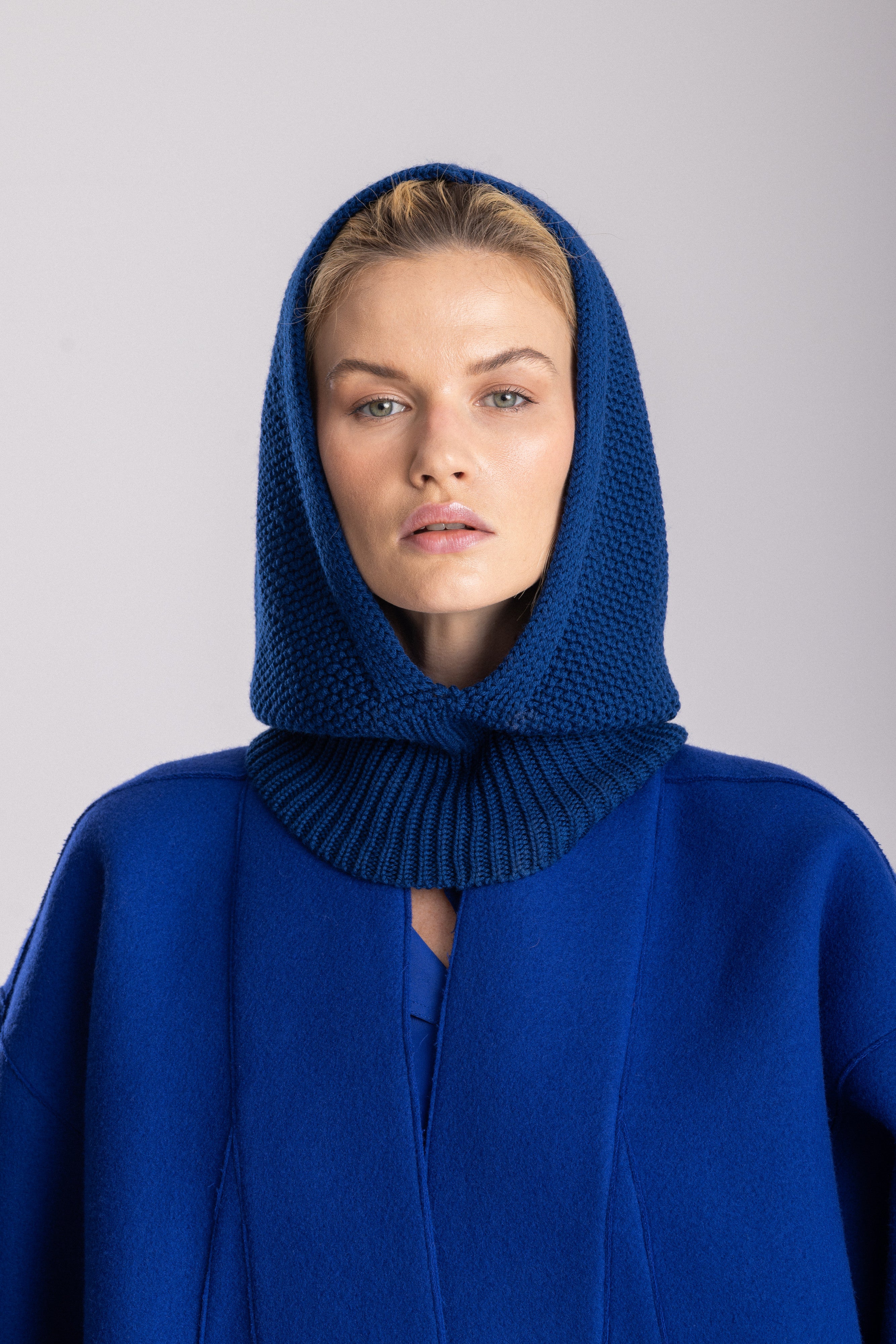 Balaklawa Merino Glen w kolorze Balmoral, royal blue, Jo.S