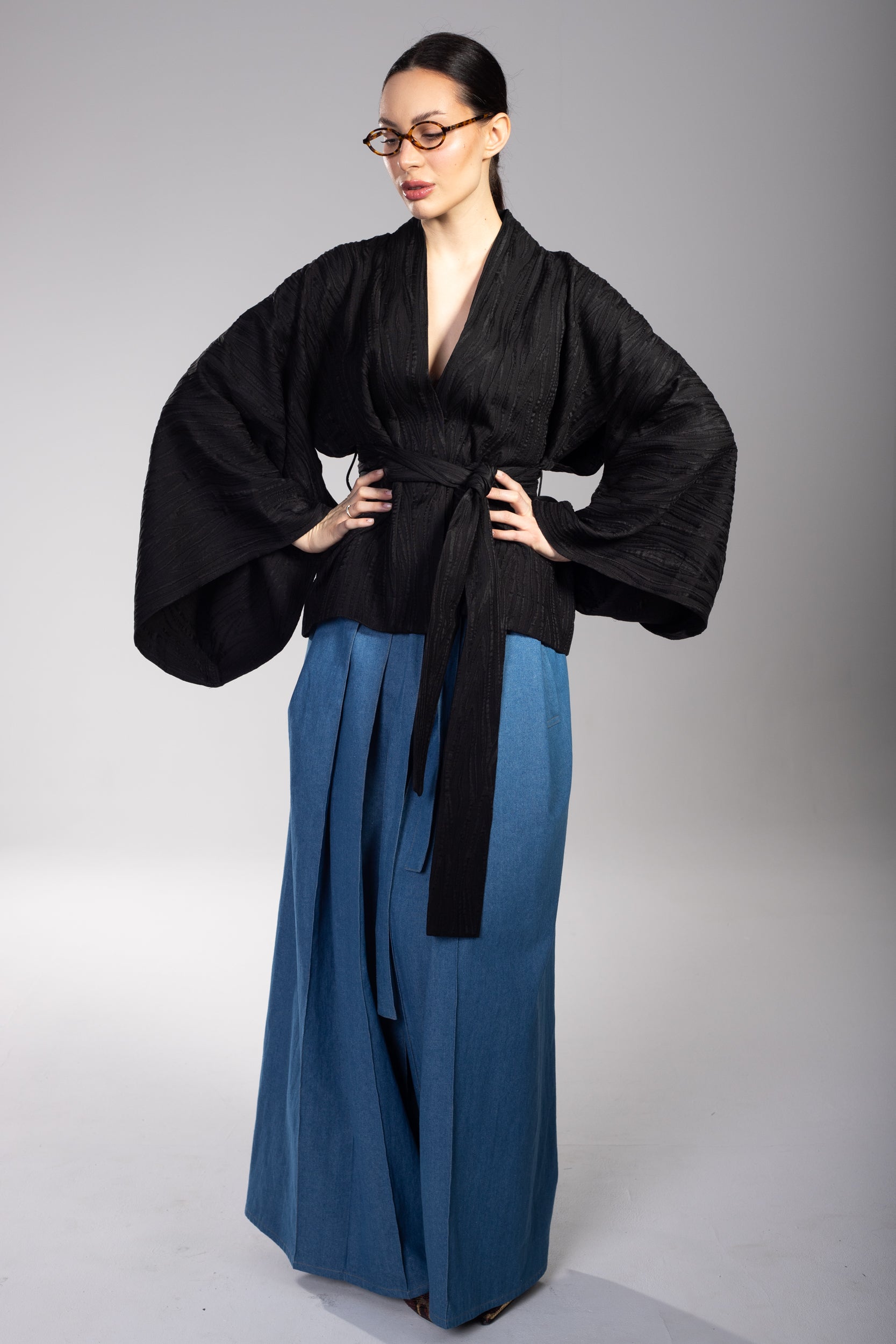 Kimono  Classic Black Wood