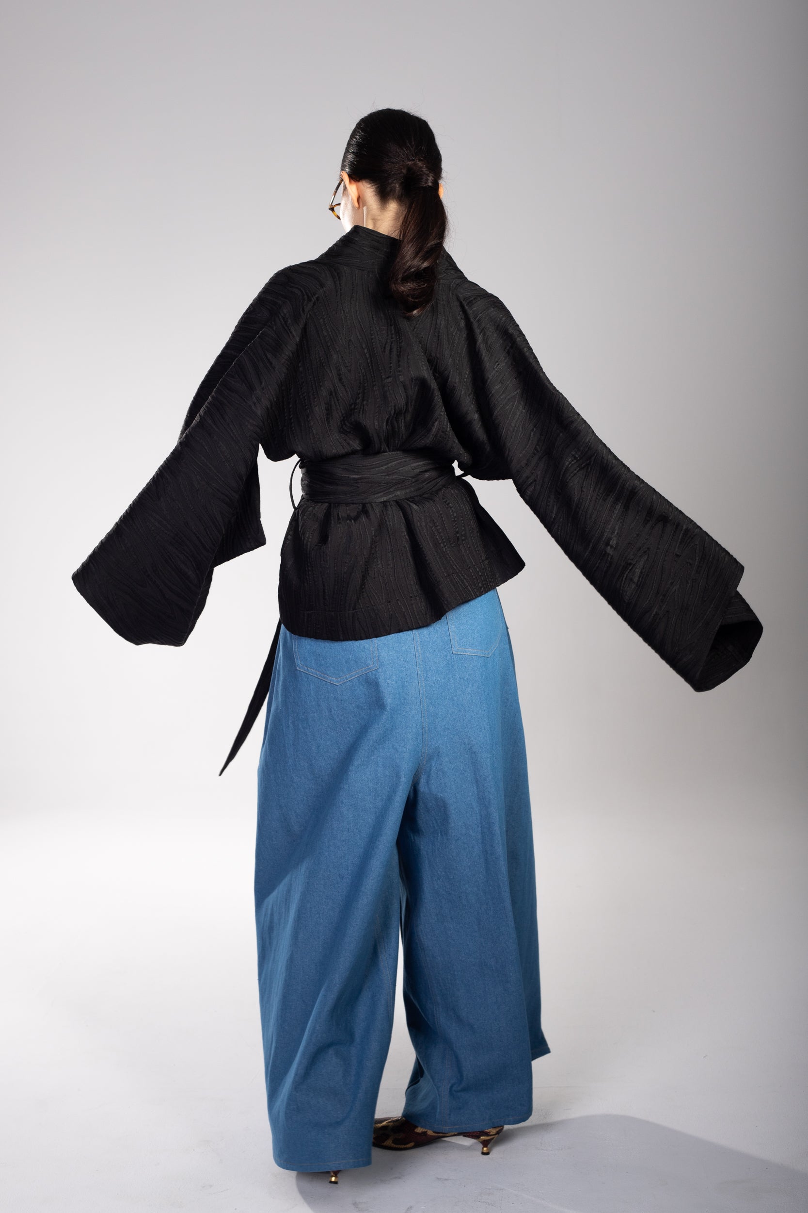 Kimono  Classic Black Wood