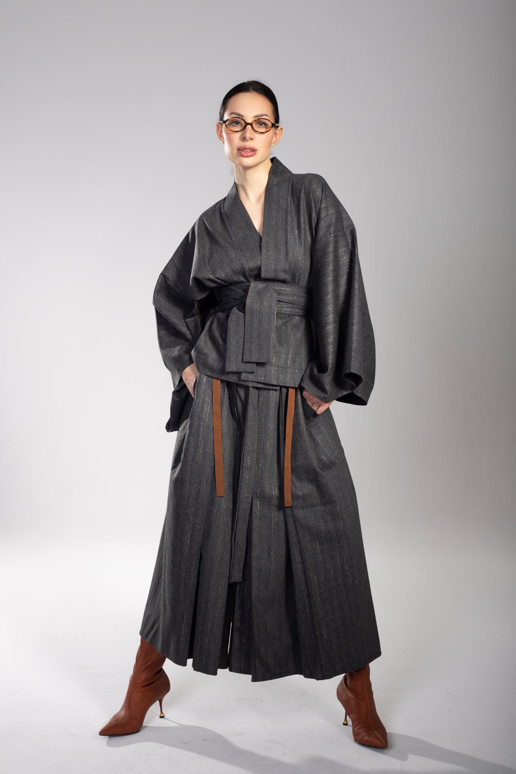 Hakama Classic Grey Gold